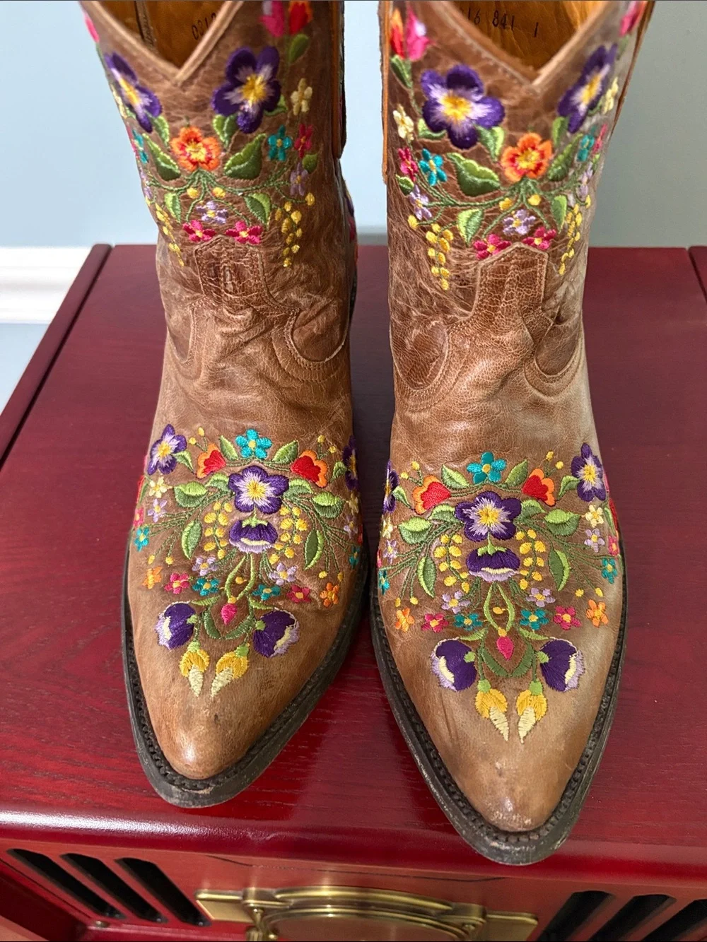 Old Gringo Brown Leather Ankle Boots with Colorful Floral Embroidery - Picture 8 of 11